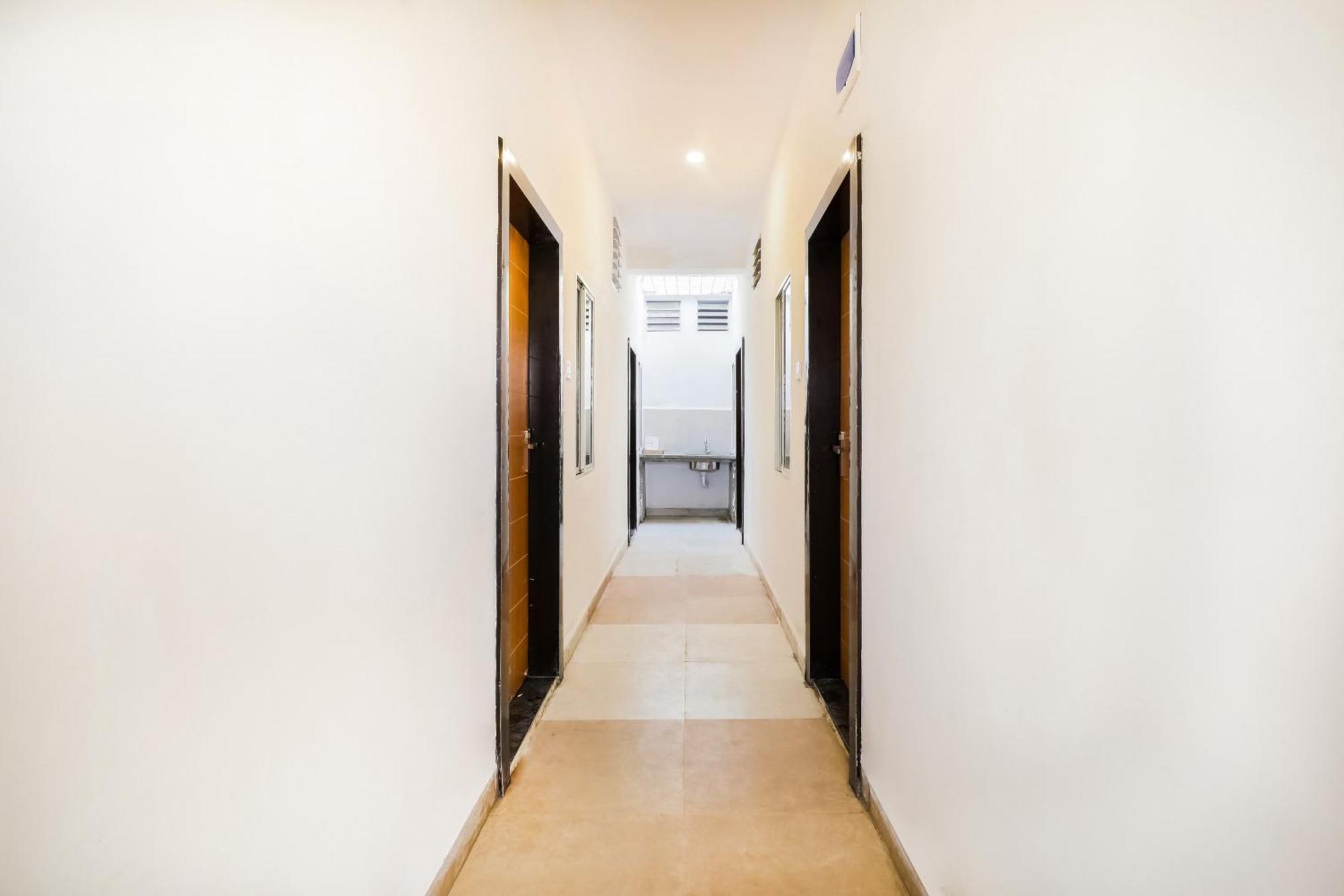 Hotel O Expression Indaur Kültér fotó