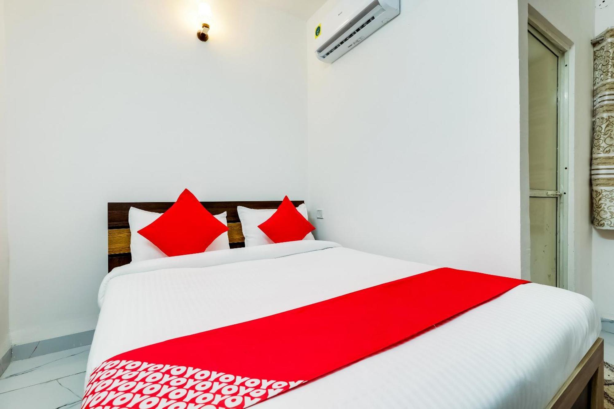 Hotel O Expression Indaur Kültér fotó