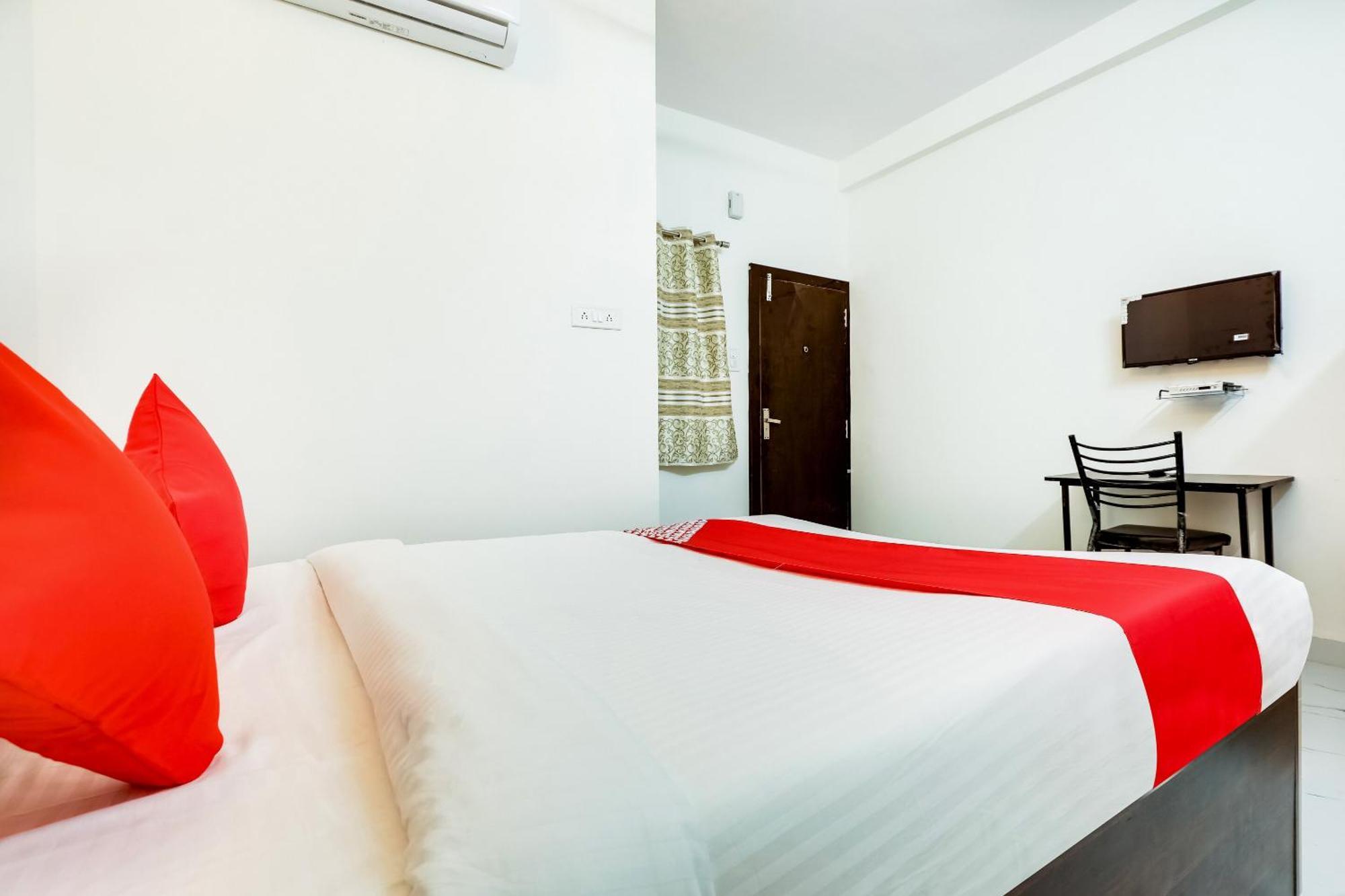 Hotel O Expression Indaur Kültér fotó